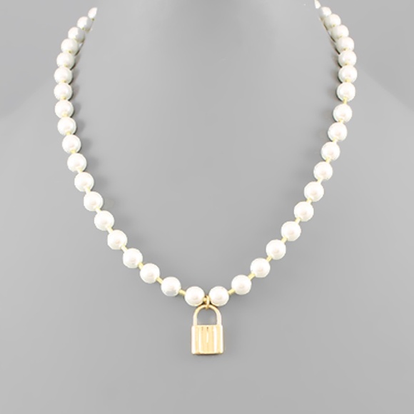 Lock & Pearl Necklace - Picture 1 of 1